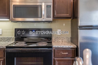 Princeton Way. Westford