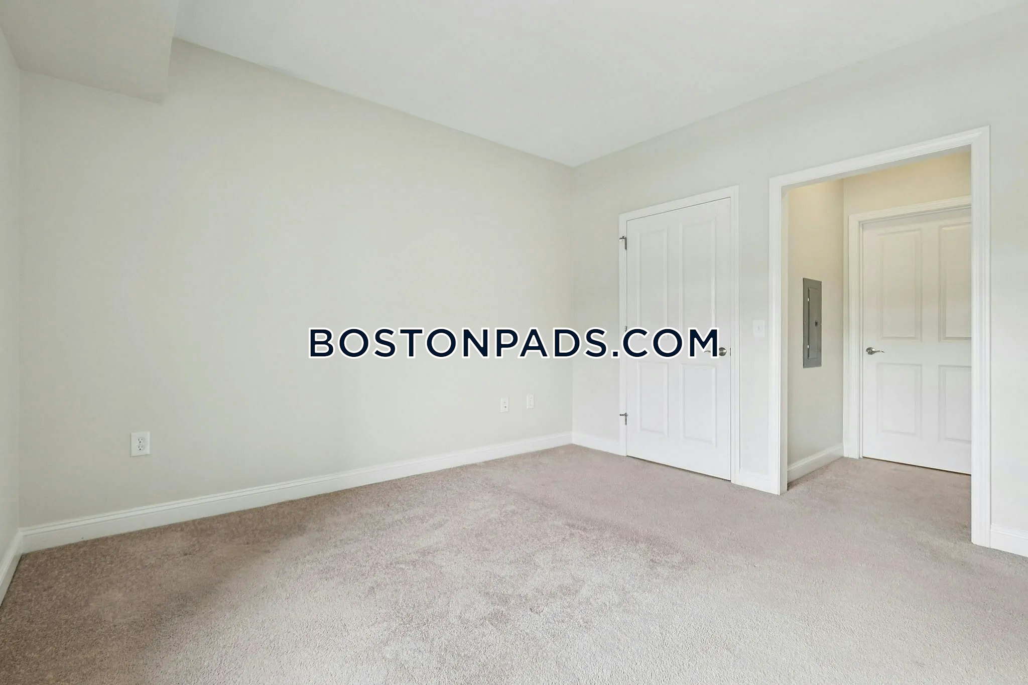 Princeton Way. Westford