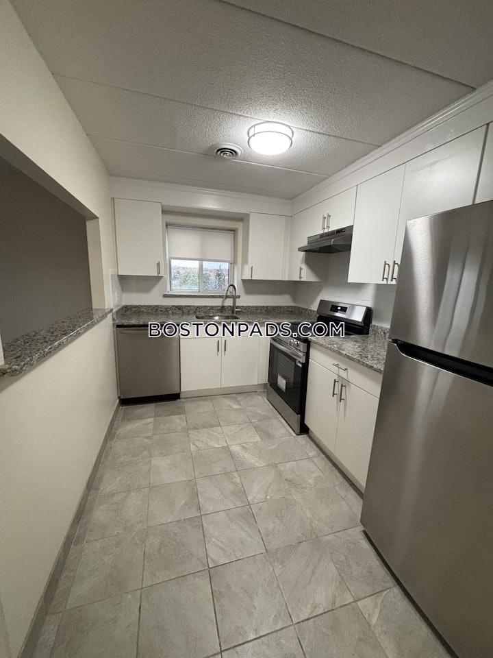 belmont-2-beds-2-baths-3000-8010048 