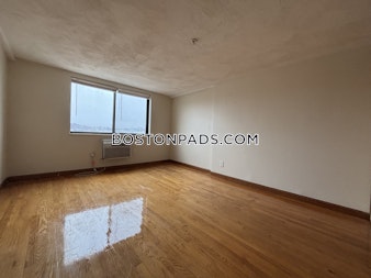 Commonwealth Ave. Boston