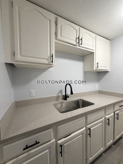 Southbridge 2 bedroom 1 baths in Southbridge - $1,600 No Fee