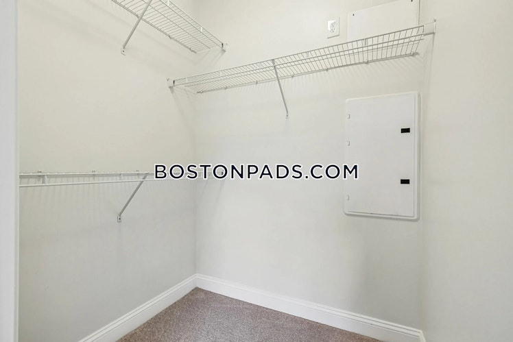 Princeton Way., Westford