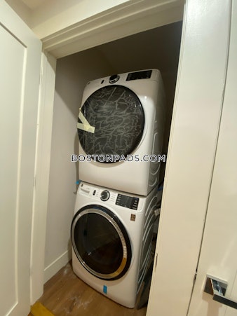 East Cottage St. Boston