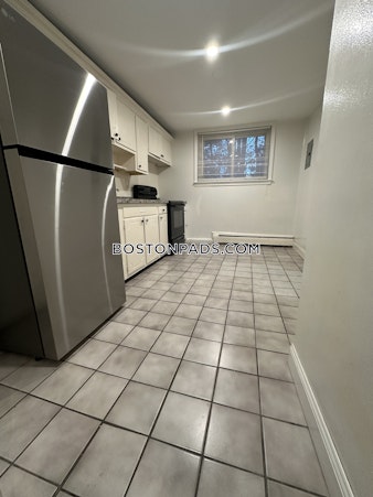 Bryon Rd. Chestnut Hill