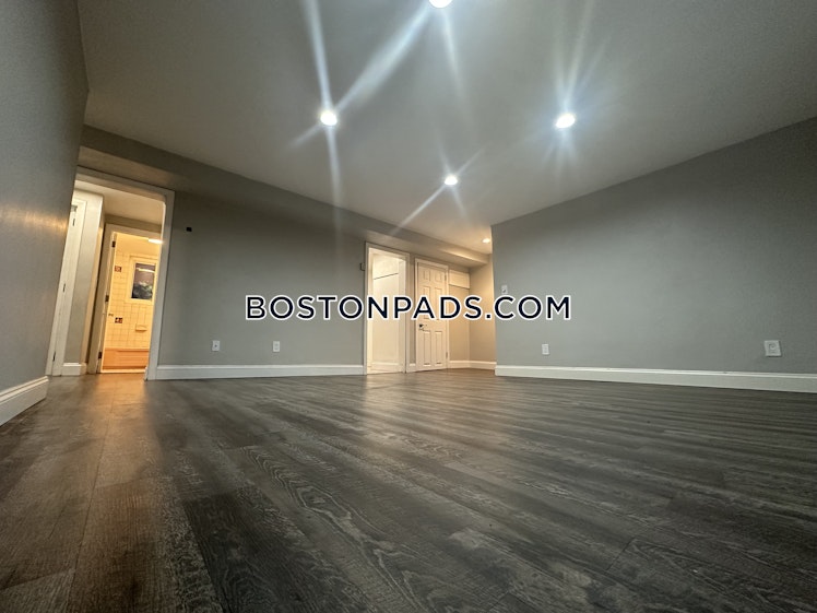 Bryon Rd., Chestnut Hill