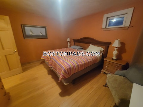 Holman St. Boston photo 8