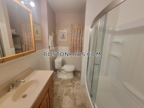 Holman St. Boston photo 30