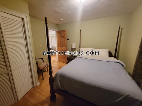 Holman St. Boston photo 4