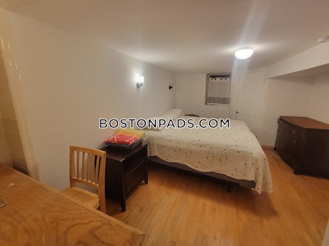 Holman St. Boston photo 3