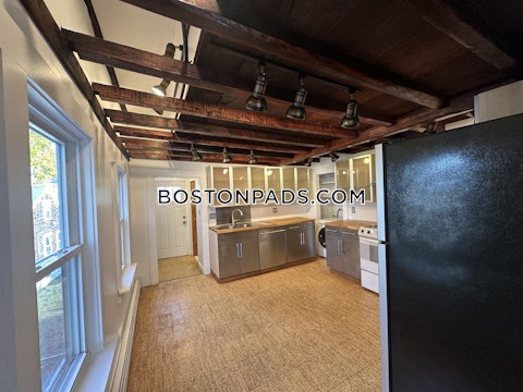 Tremont St. Cambridge photo 18