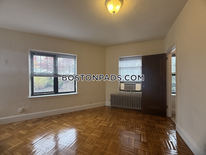 Winchester - $1,600+ /month