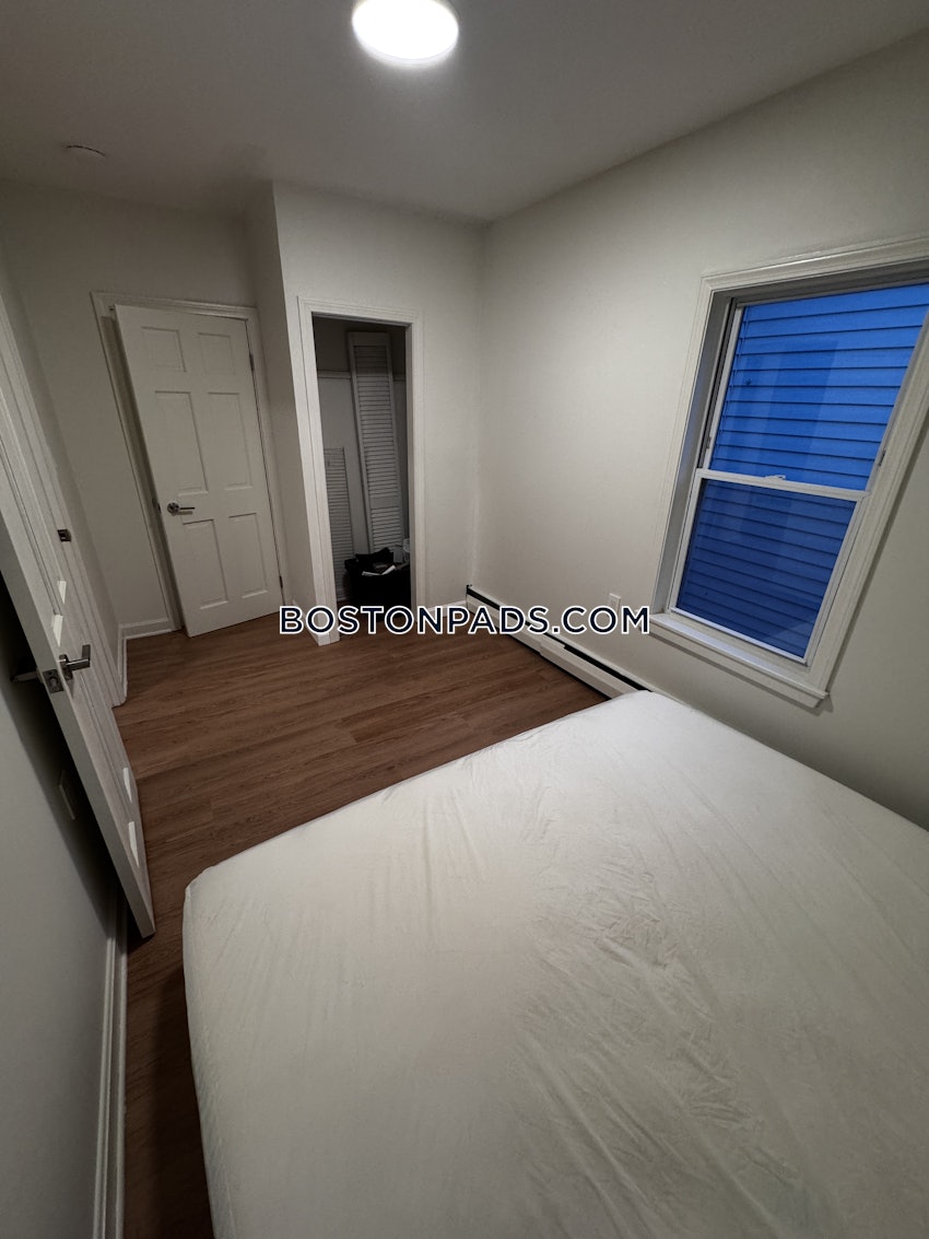 BOSTON - SOUTH BOSTON - ANDREW SQUARE - 3 Beds, 1 Bath - Image 5