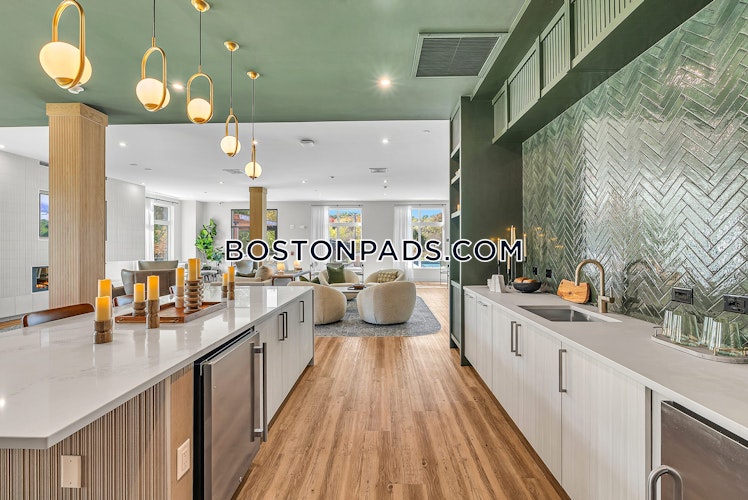 Boston Post Road East, Marlborough