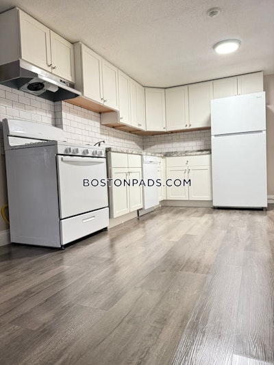 Lowell 2 bedroom 1 baths in LOWELL - $2,150 No Fee
