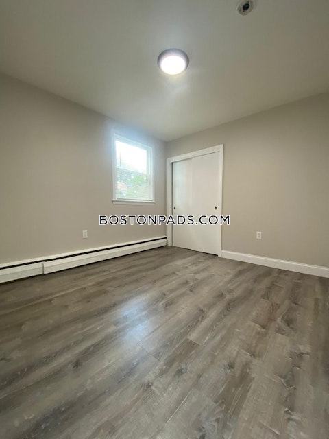 Waugh St. Lowell photo 12