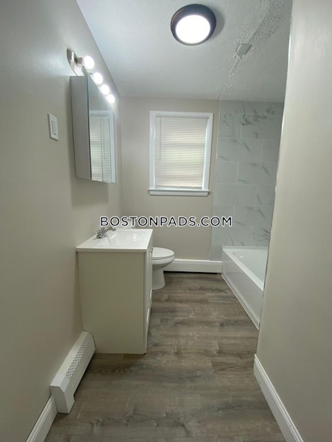 Waugh St. Lowell photo 29