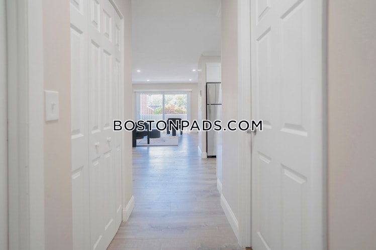 Presidential Dr., Quincy