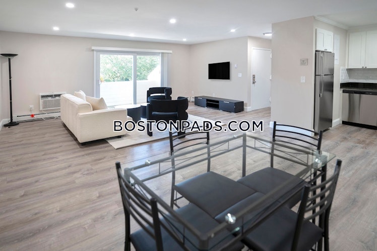 Presidential Dr., Quincy