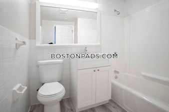 Presidential Dr. Quincy