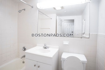 Presidential Dr. Quincy