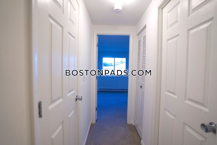 Presidential Dr., Quincy