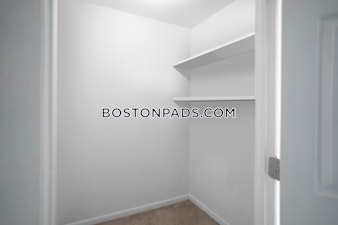 Presidential Dr. Quincy