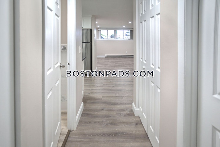 Presidential Dr., Quincy