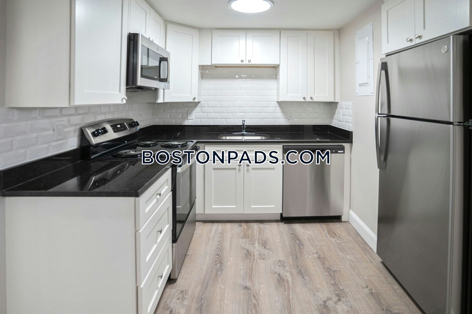 Quincy Point, Quincy, MA - 2 Beds, 1 Bath - $2,700 - ID#8009112