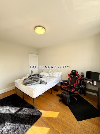 Chestnut Hill Ave. Boston