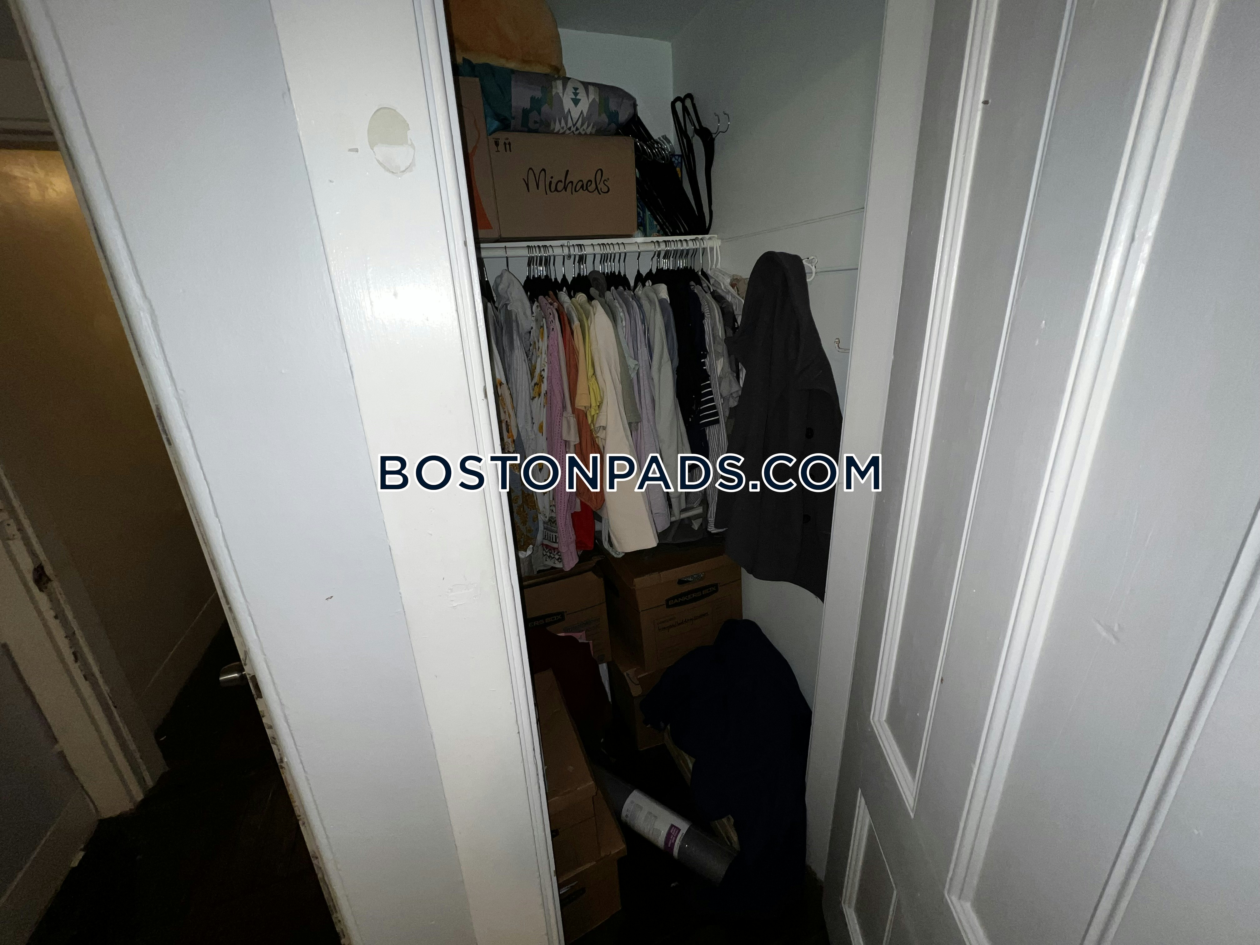 Boston - 11 Beds, 4 Baths