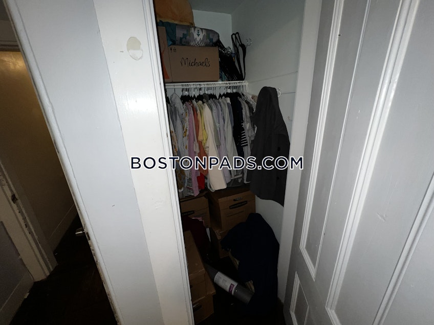 Boston - $17,900+ /month