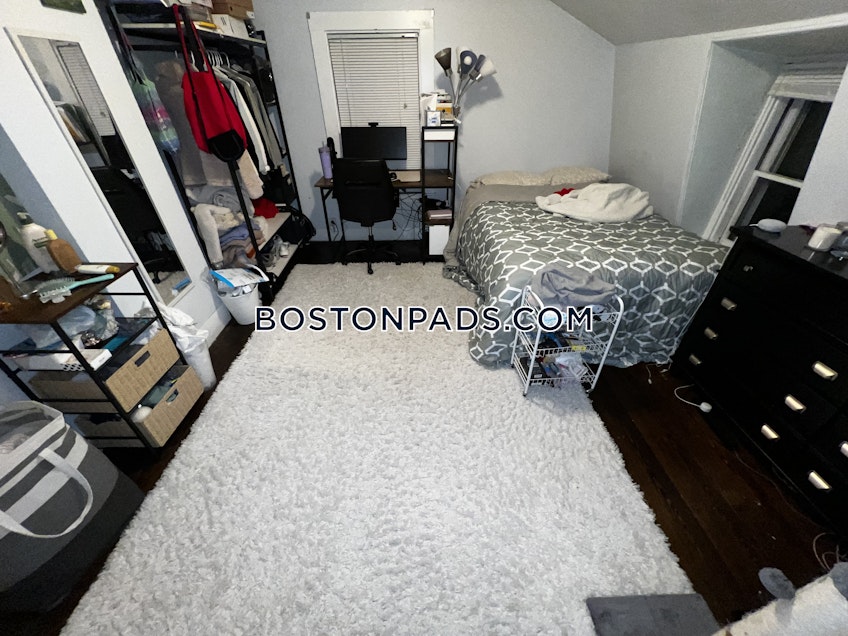 Boston - $17,900+ /month