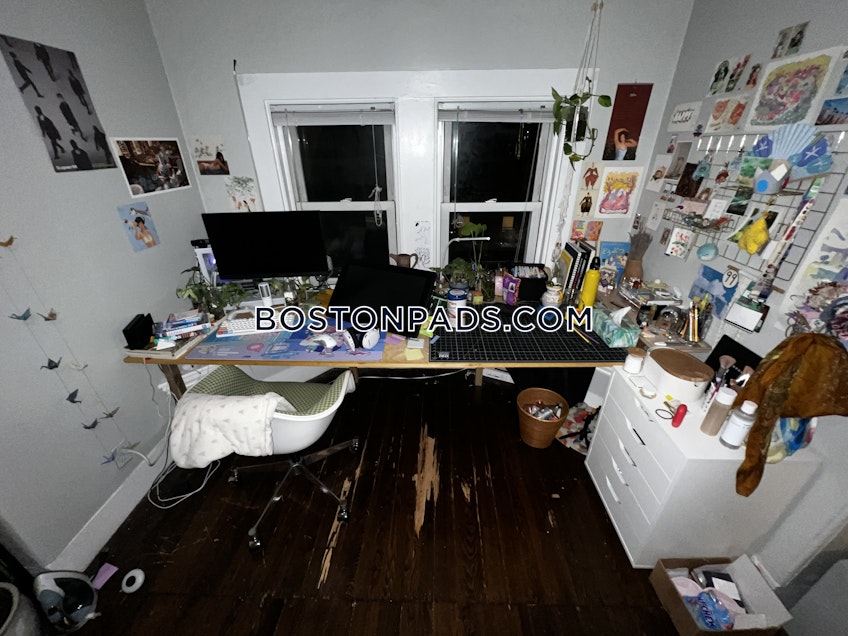 Boston - $17,900+ /month