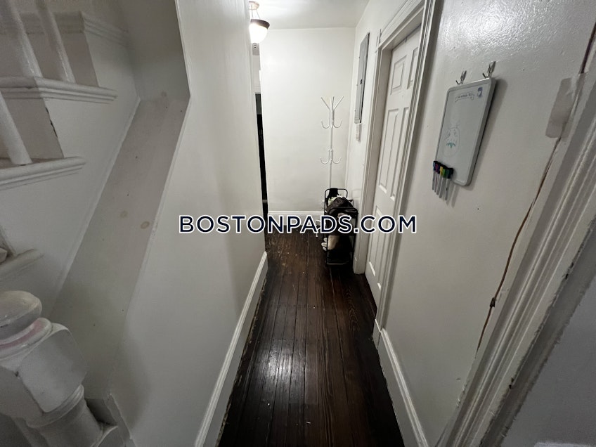 Boston - $17,900+ /month