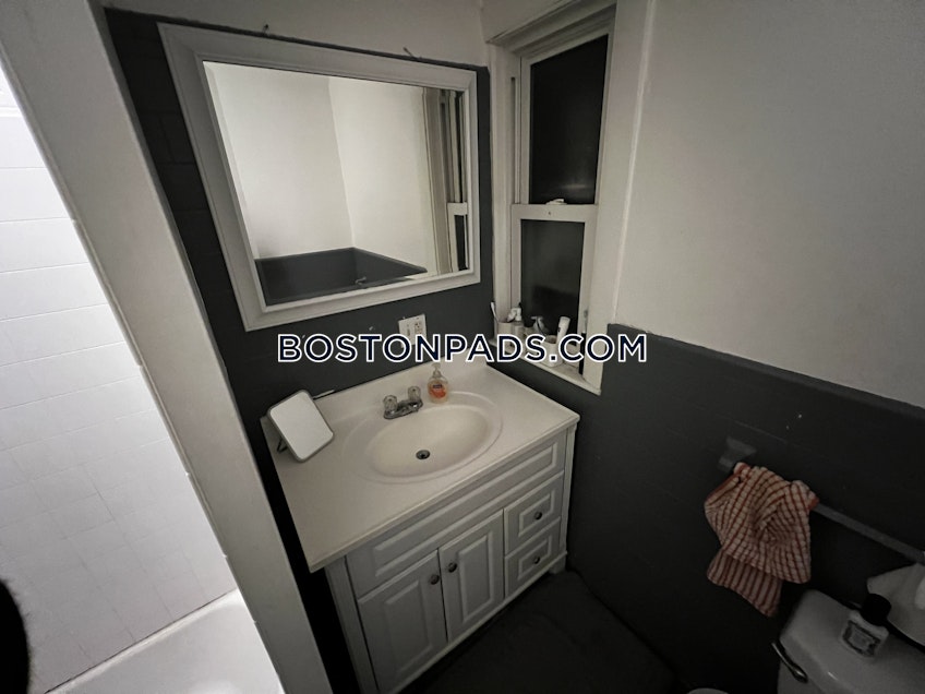 Boston - $17,900+ /month