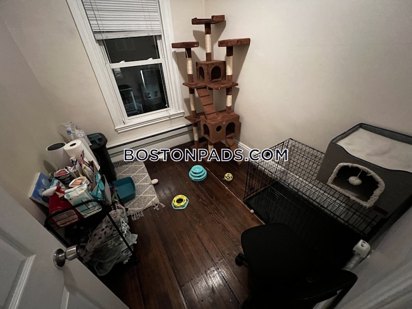 Boston - $17,900+ /month