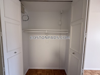 Freeman St. Brookline