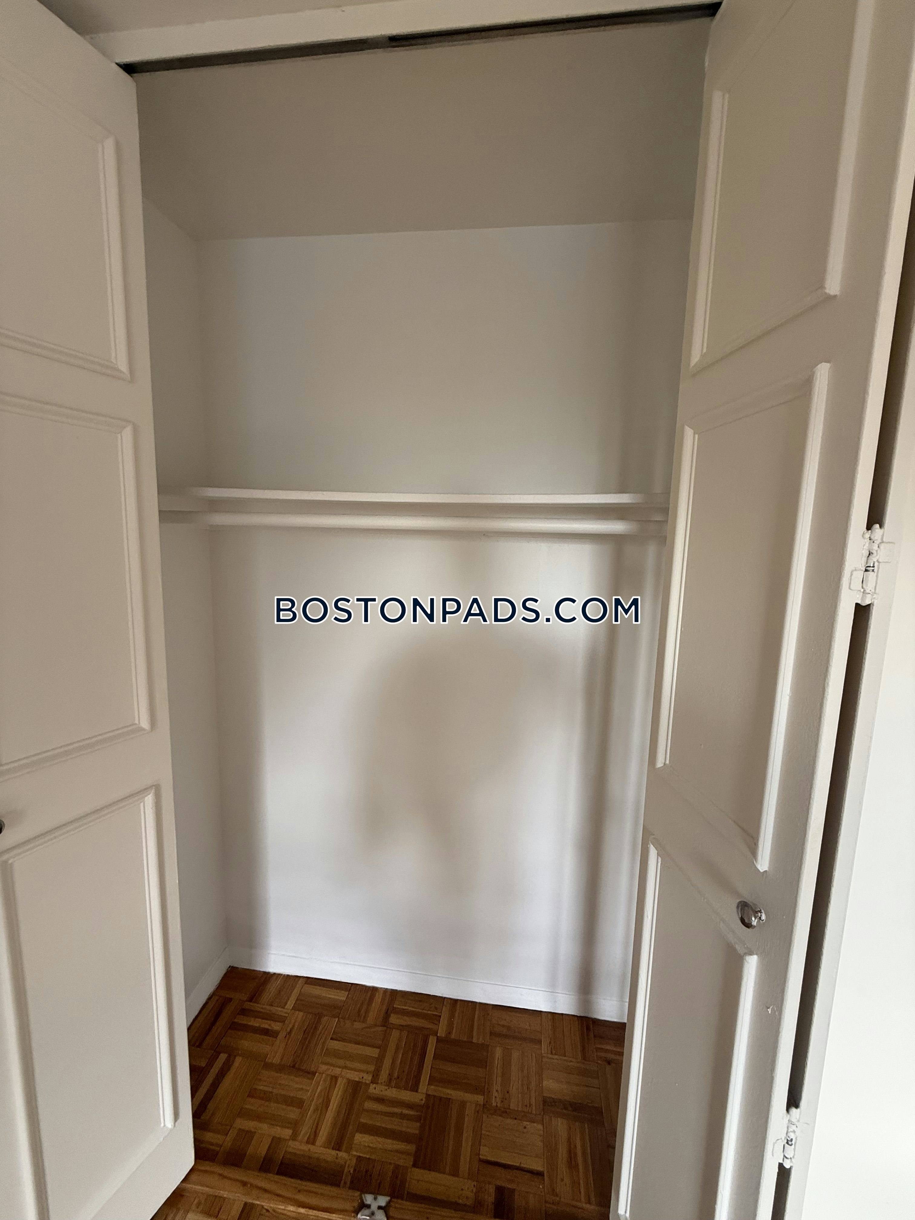 Freeman St. Brookline