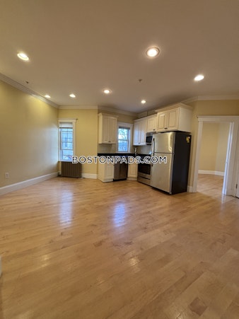 Magazine St. Cambridge