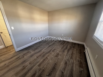 Lowell 2 bedroom 1 baths in LOWELL - $2,050 No Fee