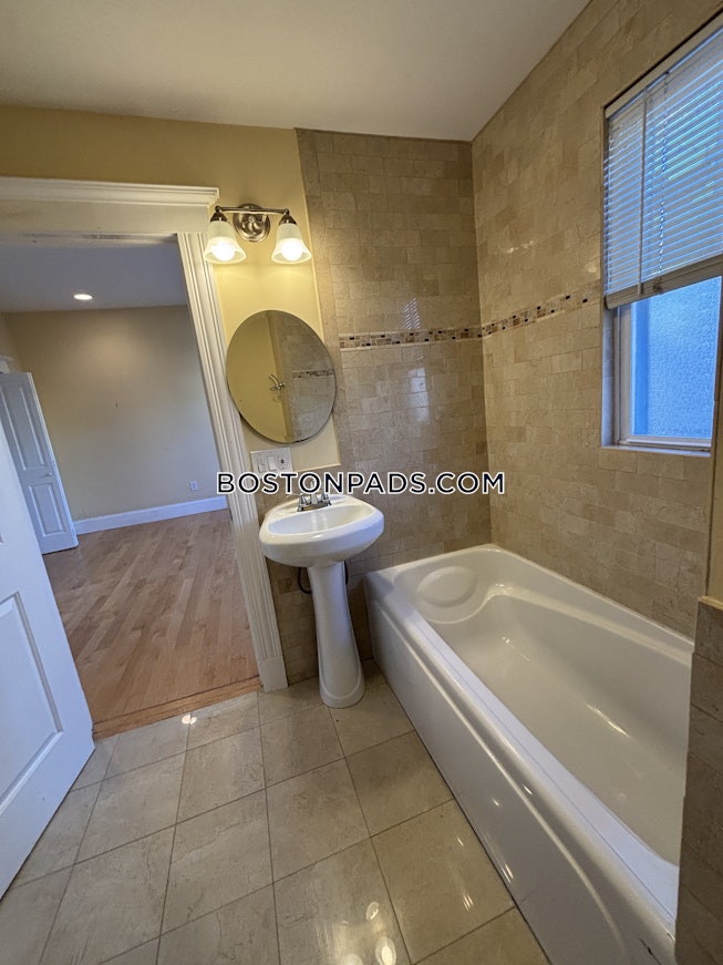 Cambridge - $3,375+ /mo