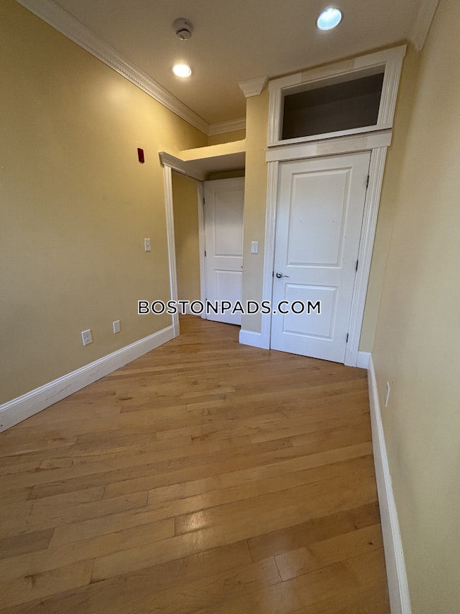 Cambridge - $3,375+ /mo