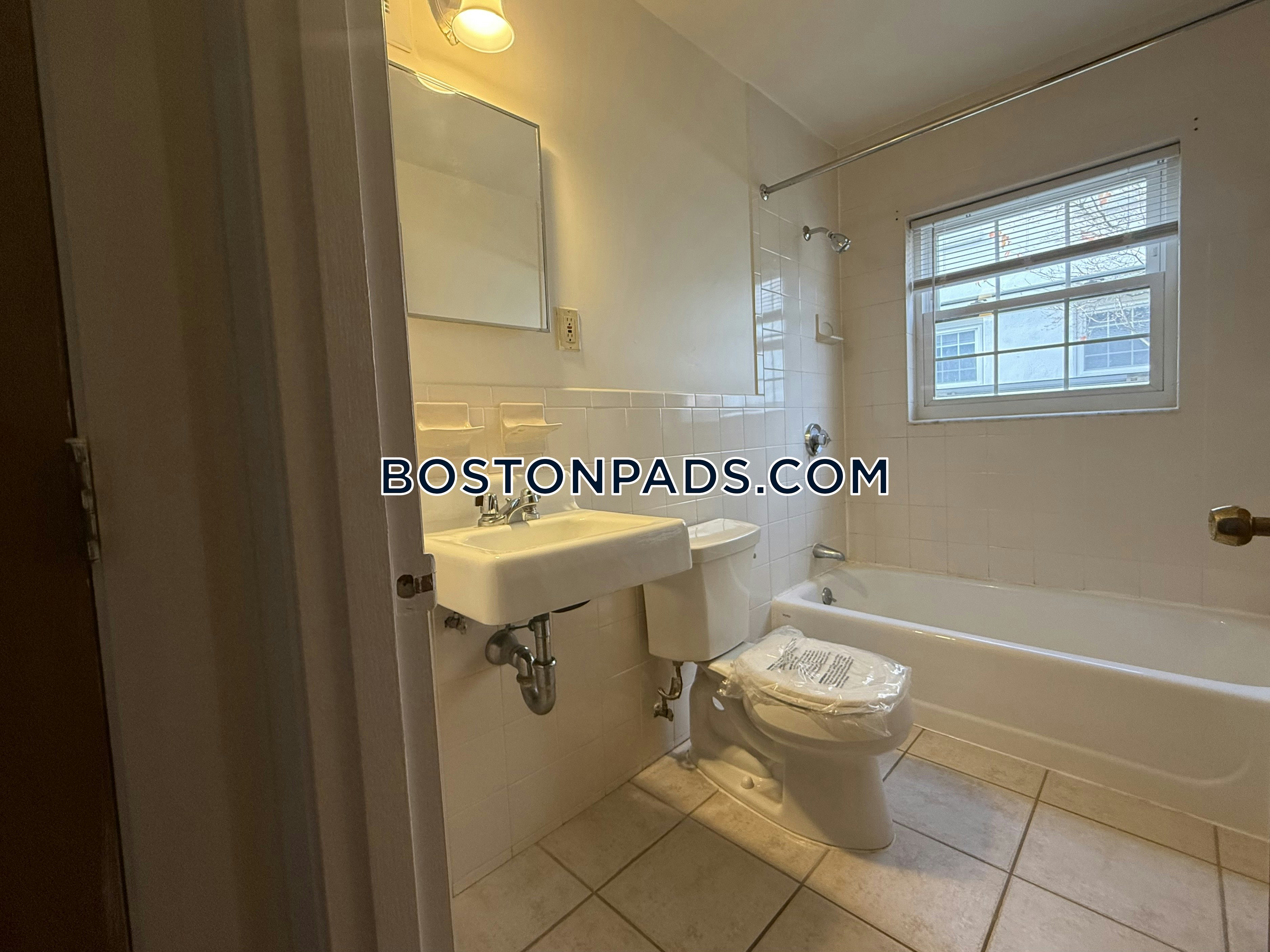 Brattle St. Arlington