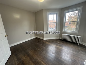 Gladstone St. Everett