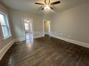 Gladstone St. Everett