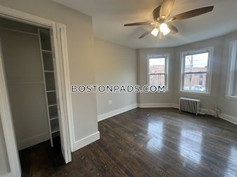 Gladstone St. Everett