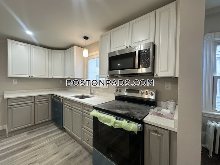 everett-apartment-for-rent-3-bedrooms-1-bath-2950-8014304 