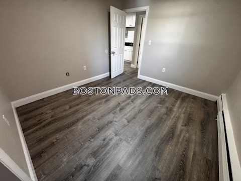 Waugh St. Lowell photo 16