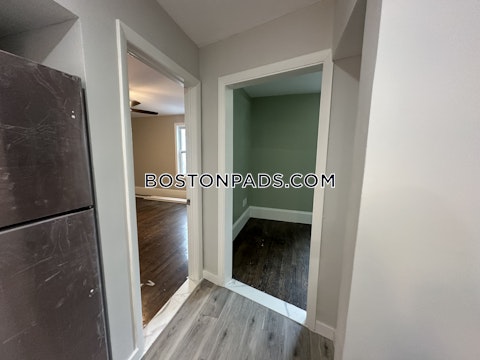 Gladstone St. Everett photo 12