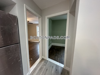 Gladstone St. Everett